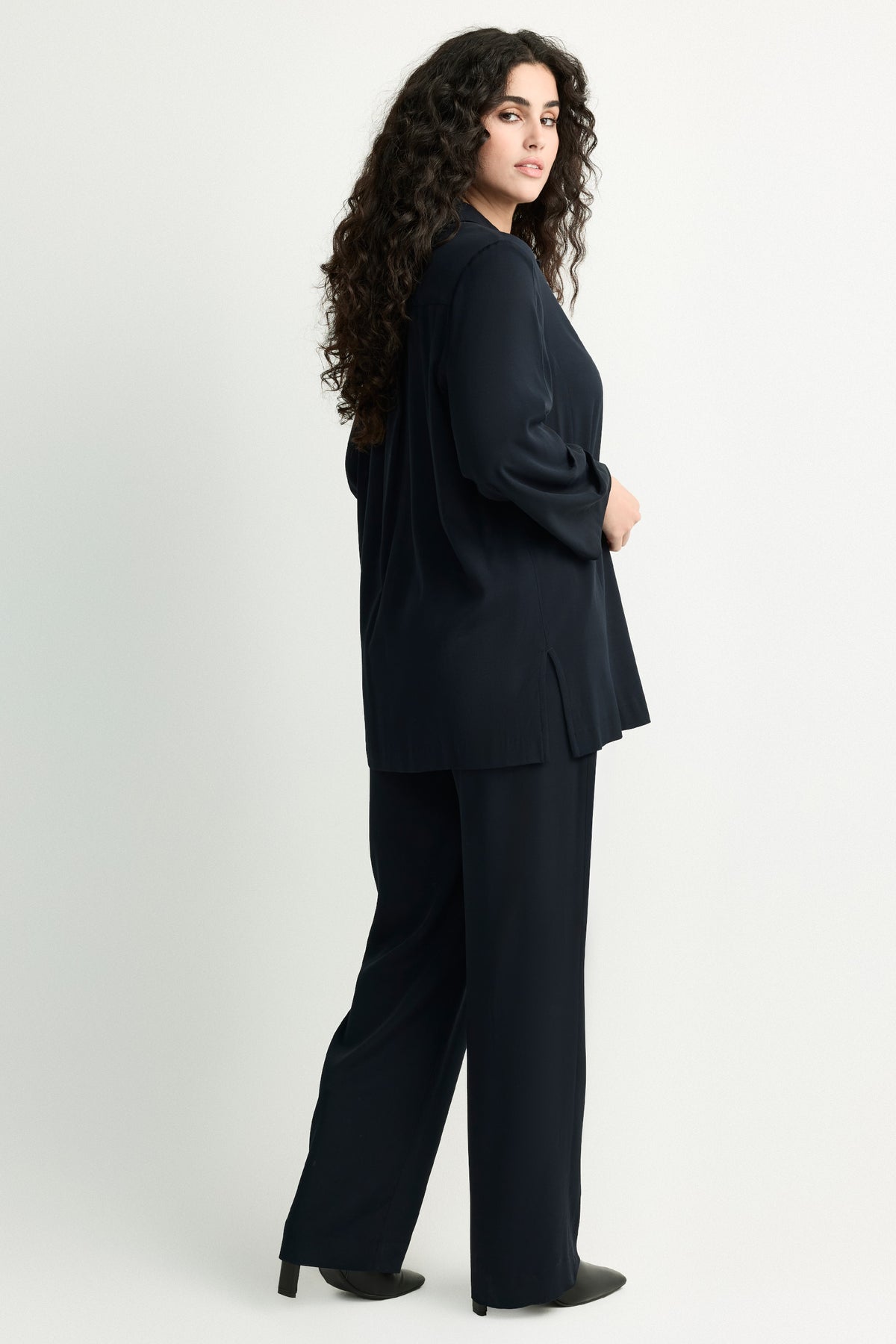 82065-01-8801_5_ecom.jpg